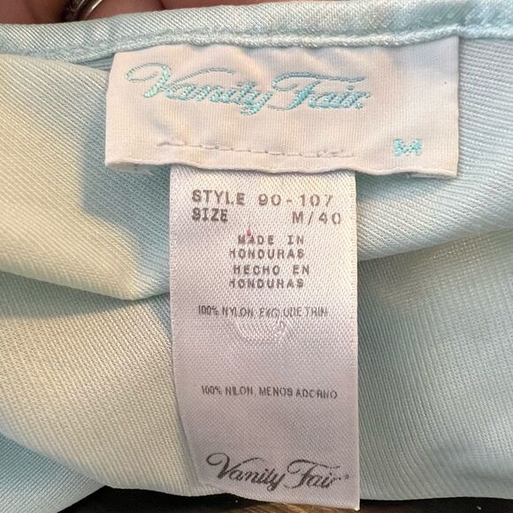 Vintage Vanity Fair Pajama Top - Picture 6 of 6